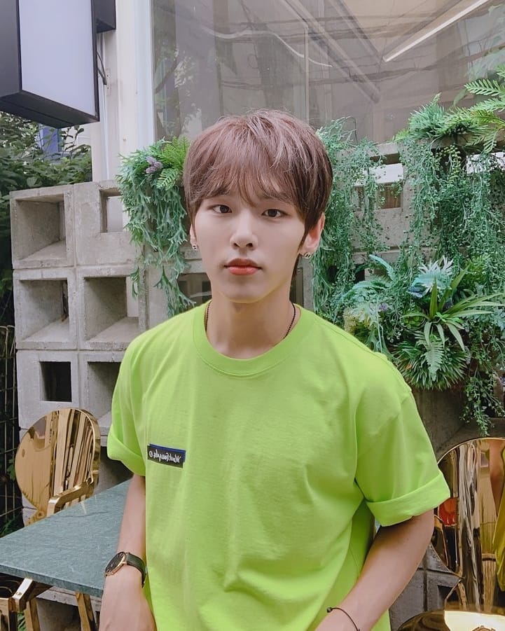 BoysInGroove_Fr's tweet photo. [INSTA] 180726
[#Gunmin]
-
Néon-Gunmin

#boshretkheir #NeonGunmin #BIG #LaNouvelle #Cover #EstSortie  #HussianAlJassmi https://t.co/Bn4irUN9He