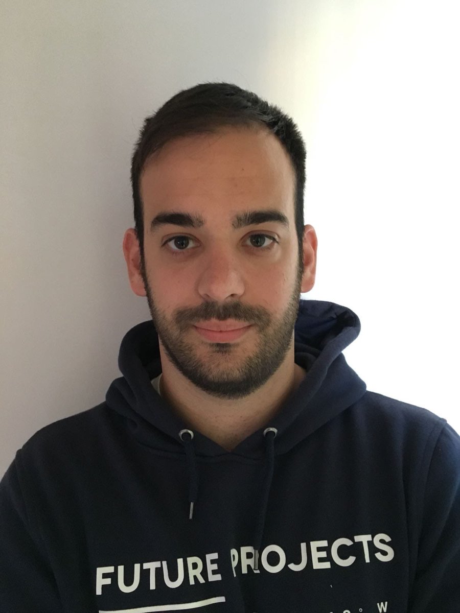 Jorge Hernández Abengoza ¡RENOVADO!
Esta será su 17 temporada dando guerra en las pistas. Con su 1.90 de altura, espera aportar centímetros, visión en la pintura y su buen lanzamiento de media distancia. 🏀🏀🏀

#femesport #fembasquet #ABA