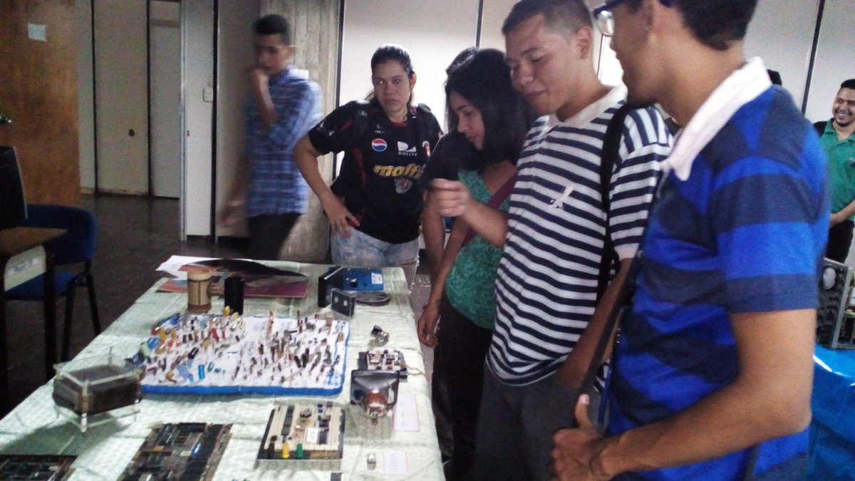 progradigital's tweet photo. En la 2da Edición del Museo del Hardware, realizada el jueves 18 de Julio de 2019, en el edif. Yaguaral, de la UNEXPO - LCM, Caracas https://t.co/Cksgh0i7ZN