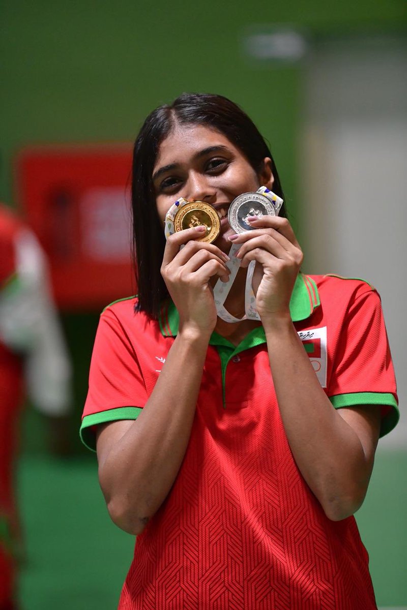 Alhamdulillahi. Here’s a girl who had the strength to overcome every single obstacle thrown her way, who’s fought and won every battle she had to fight... Congratulations Naby, the first and only gold medal in badminton for #TeamMaldives 🥇🇲🇻