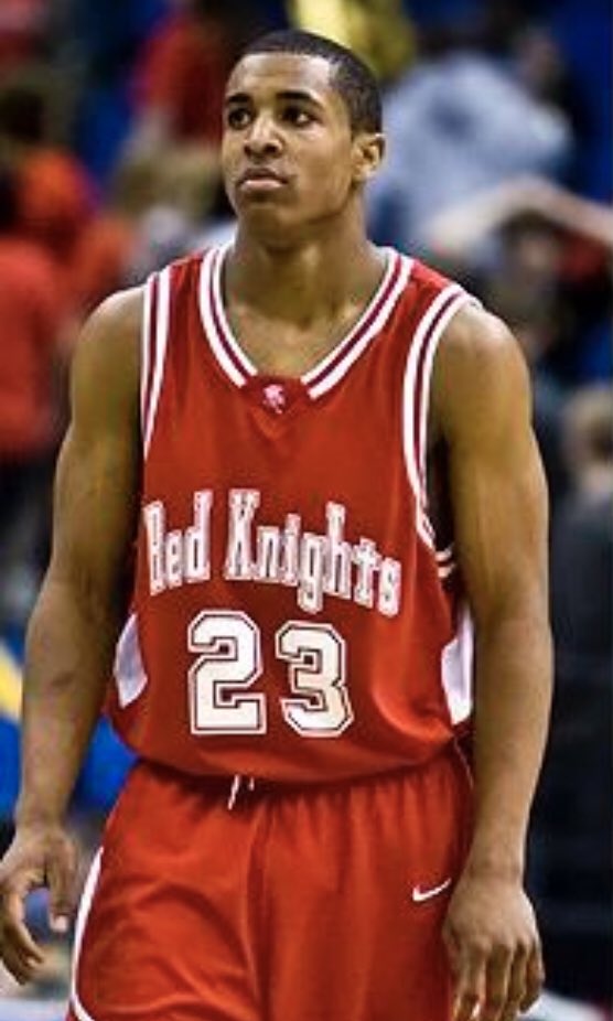 hanshoeg's tweet photo. #FunFactFriday Did you know that @BSM_Hoops &amp; @BadgerMBB alumn @JMTaylor11 is still playing professional basketball? This year he’s playing for @tonyparker’s team @LDLCASVEL in France. He was MN Mr. Basketball in 2008.
https://t.co/jwng4gw785
#BSMHoops #BSMProud #BSMFamily https://t.co/OsLiSmqxDn