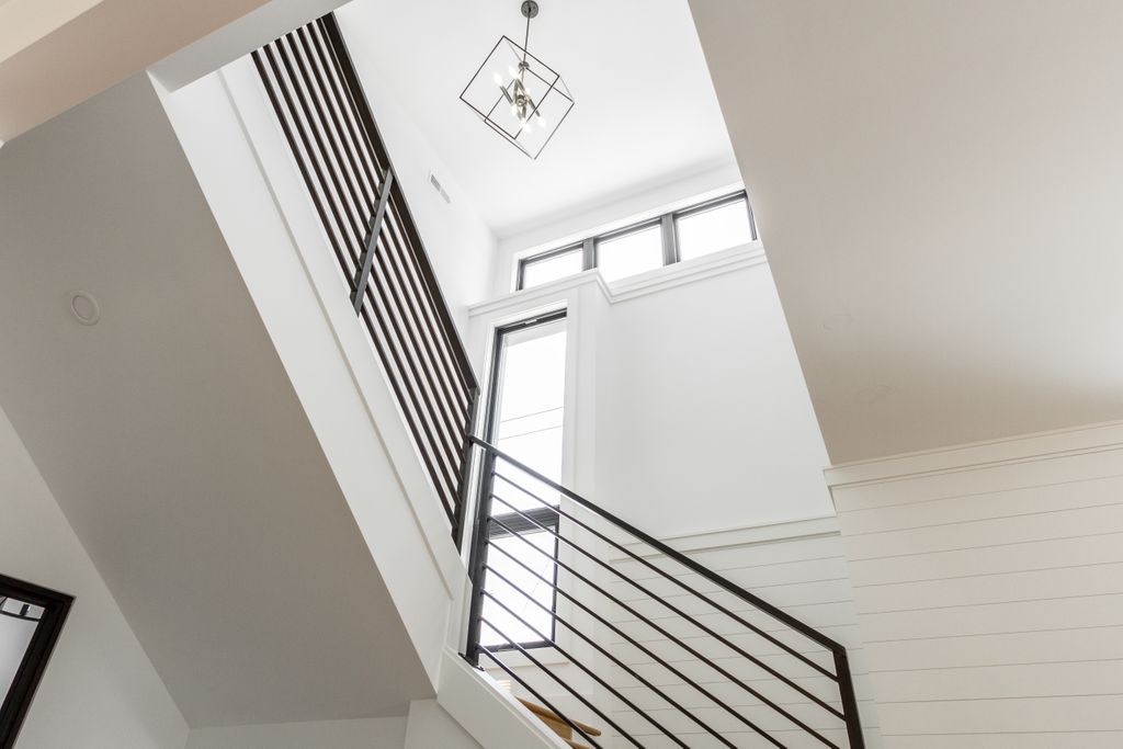 compendium317's tweet image. And the award for coolest staircase goes to...

Architect - Trade Design Studio
Stair railing - Centerline Studio
Flooring - @NaturallyAged 

#compendiumgroup #modernbuilder #indybuilder #buildingindy #urbanbuilder #highefficiencyhomes #modernstaircase #metalstaircase