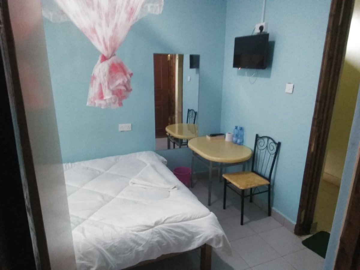 LaKericho's tweet photo. Hope your Friday is as good as ours.Have a great weekend.Remember we offer accomodation at affordable rates. #KenOkoth #HudumaBill2019 #RestInPeace #Kibra #Raila https://t.co/h7MgcLxhfi