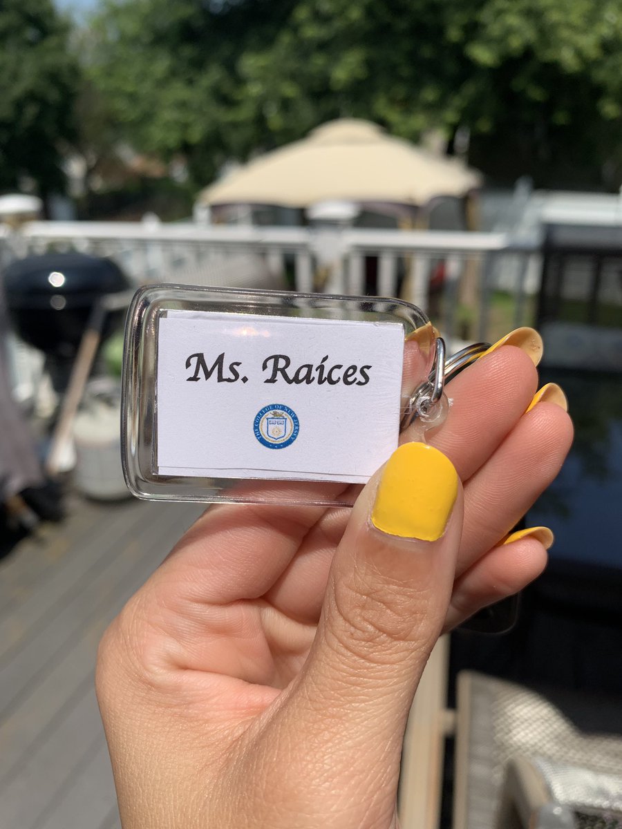 MsRaicesTeacher's tweet photo. I found this while going through my things yesterday! An extremely thoughtful, personalized gift from my professor @connollm1 to commemorate the end of student teaching. Happy to be bringing a piece of @TCNJSchoolofEd with me into my first school! ☺️ https://t.co/H5UNNQgkHP