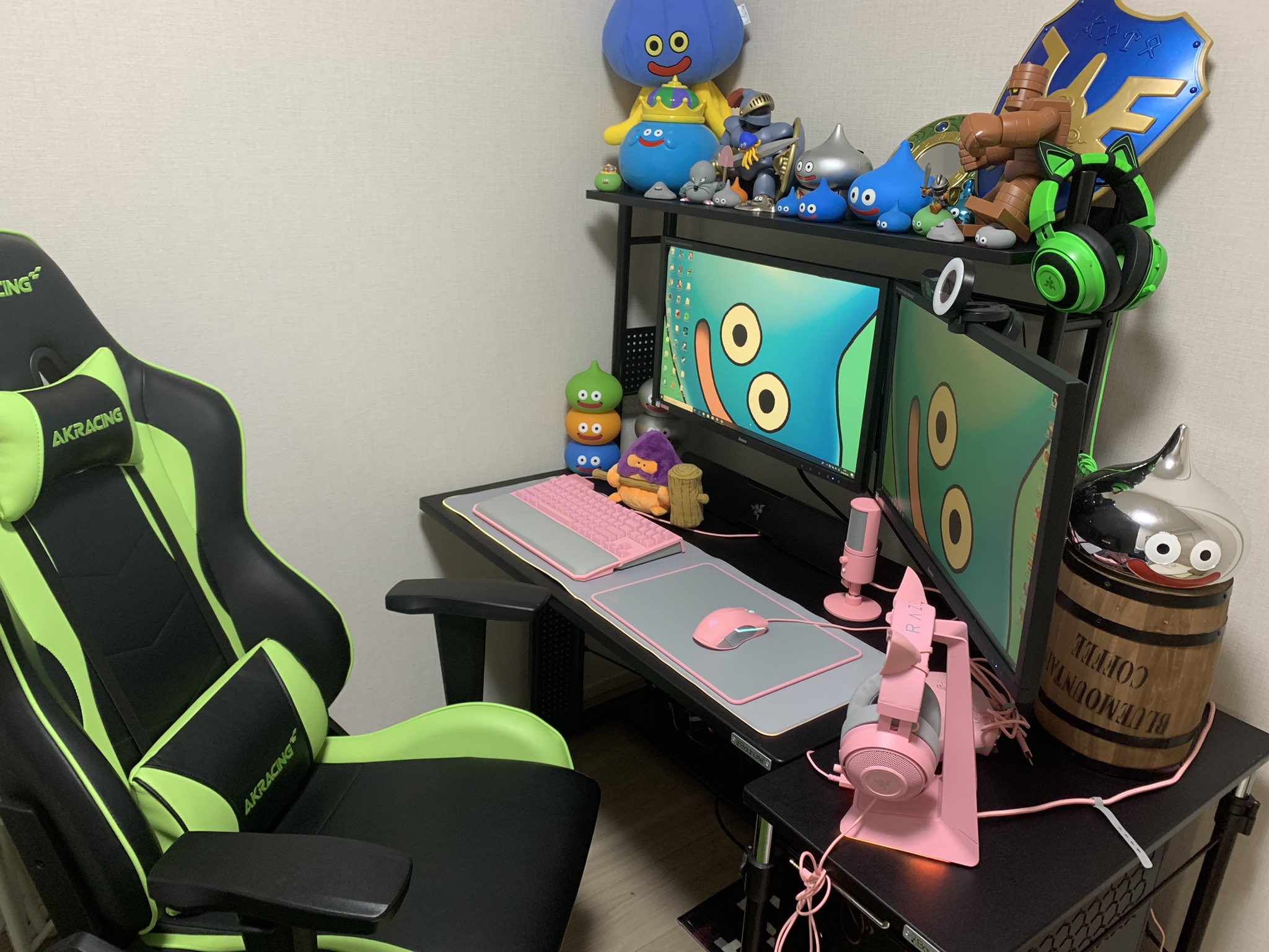 Gsg 倉持由香 Pc部屋の壁紙をドラクエ風にしたいんだけど 明るい茶 こげ茶 グレーだったらどれがそれっぽいかな Gsg 倉持由香 Pc部屋の壁紙をドラクエ風にしたいんだけど 明るい茶 こげ茶 グレーだったらどれがそれっぽいかな