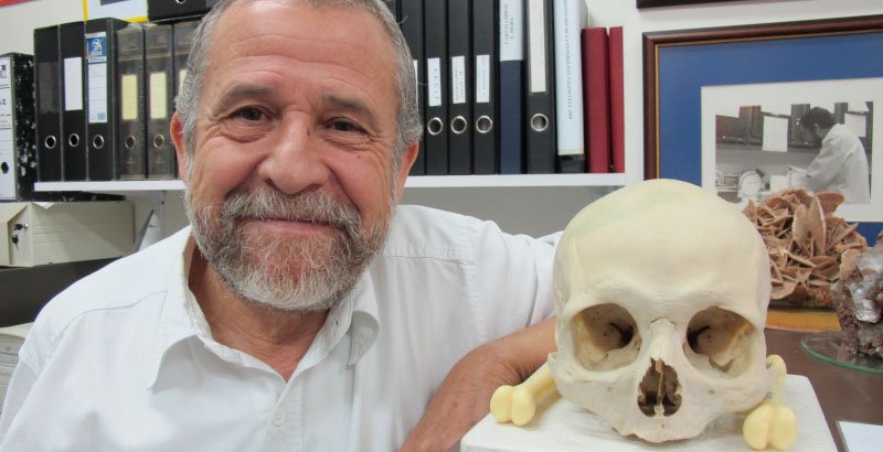 👩‍🏫👨‍🏫 “El maestro debe ser la joya de la corona de un país”. Entrevista a <a href="/morateruel/">franciscomorateruel</a>, catedrático de Fisiología Humana en la UCM y Fisiología Molecular y Biofísica en la Universidad de iowa: bit.ly/2DzINty