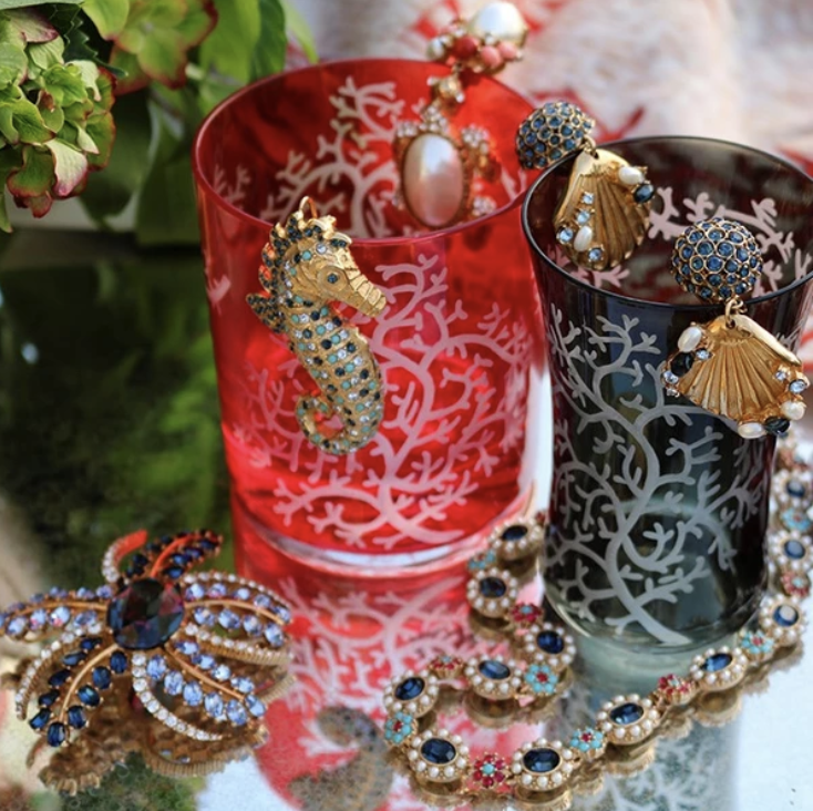 RBIKitty's tweet photo. Too Glam to Give a Damn!... 

Rachel's long awaited Jewellery Collection has landed.

Shop The Look: https://t.co/CkBTRWdJoB

https://t.co/ldf1q24sOd https://t.co/h4AAj0M5b7