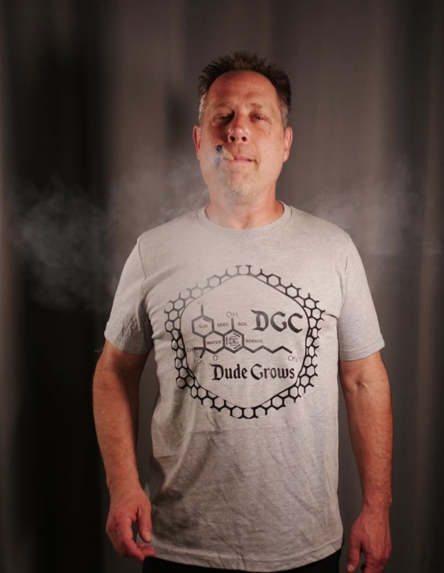 DudeGrows's tweet photo. Look at Scotty in this molecular DGC T-Shirt!! For this and more great gear check out our Outlet at https://t.co/d7o6AgiZ06  #concentrates #dabs #hash #hashashins #710 #DGC #dgccup #homegrowers #pros #realgrowers #cannbis #endprohibitionnow #710cup #cannaculture #420 #realgrowers https://t.co/KJYrxlp6N7