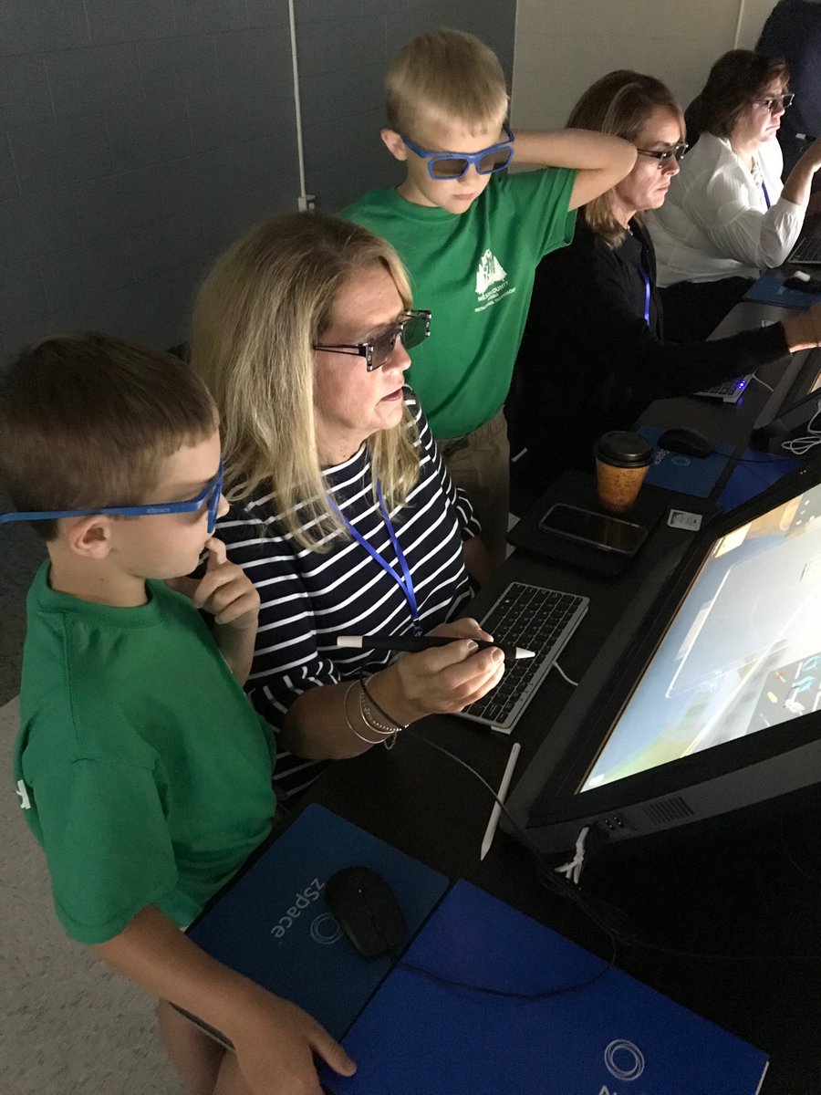 krisd74113968's tweet photo. zSpace trainers for a day💕at AASA #WilsonCountyReads https://t.co/uDhoulSTfE