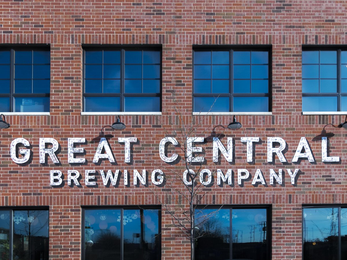 Sunday Sessions is back! This Sunday, July 28th, we have another excellent lineup of bands starting at 2pm in our tasting room including @barryandthefoundatins and @zion_rodman. Come grab a pint and enjoy the tunes!
#sundaysessions #livemusic #gcbrewingco #westtownevents