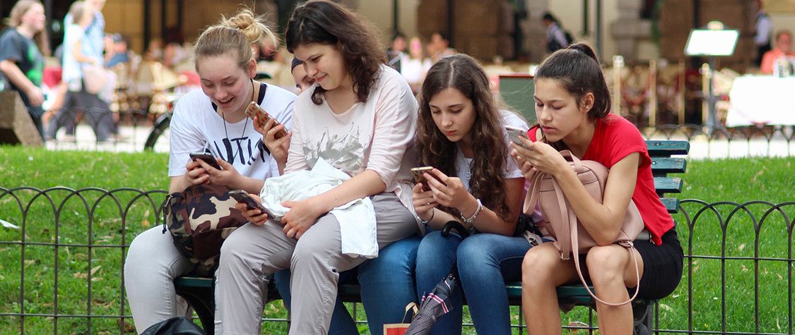 Publishers_MO's tweet photo. Be Fast, Engaging and Relevant to Win Over Generation Z https://t.co/8KzUWTHthS via @AMA_Marketing @HalConick #generationz #socialmedia #marketing #digital https://t.co/WY6LyFoYiy