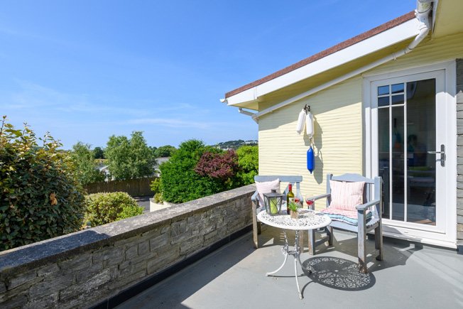 AspectsHolidays's tweet photo. New property!
Introducing Fowey View, Fowey!
Enjoy idyllic countryside views from Fowey View, a wonderful rural retreat sleeping 4. After exploring Daphne du Maurier's Cornwall, return to Fowey View for a BBQ in the garden.
Find out more: https://t.co/MpWWOHbb7D https://t.co/vNh6cg2pqf
