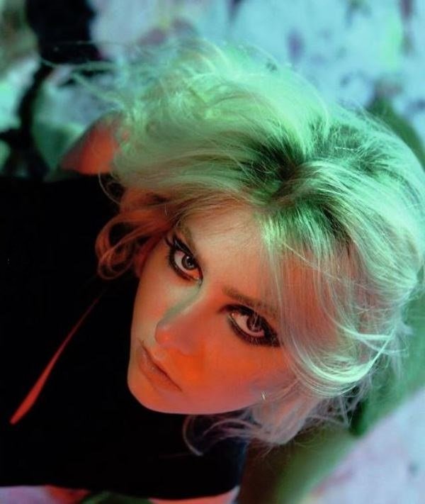 Happy birthday Taylor Momsen 