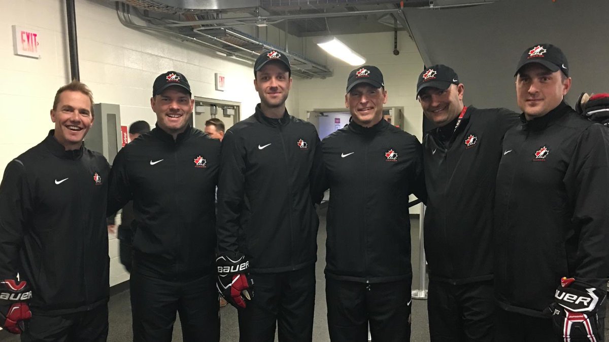 Honoured to be 1 of 6 skills coaches invited to help develop the best athletes from across Canada 🇨🇦 at the U-17 development camp. <a href="/HockeyCanada/">Hockey Canada</a> @HC_WU17 #canadianway