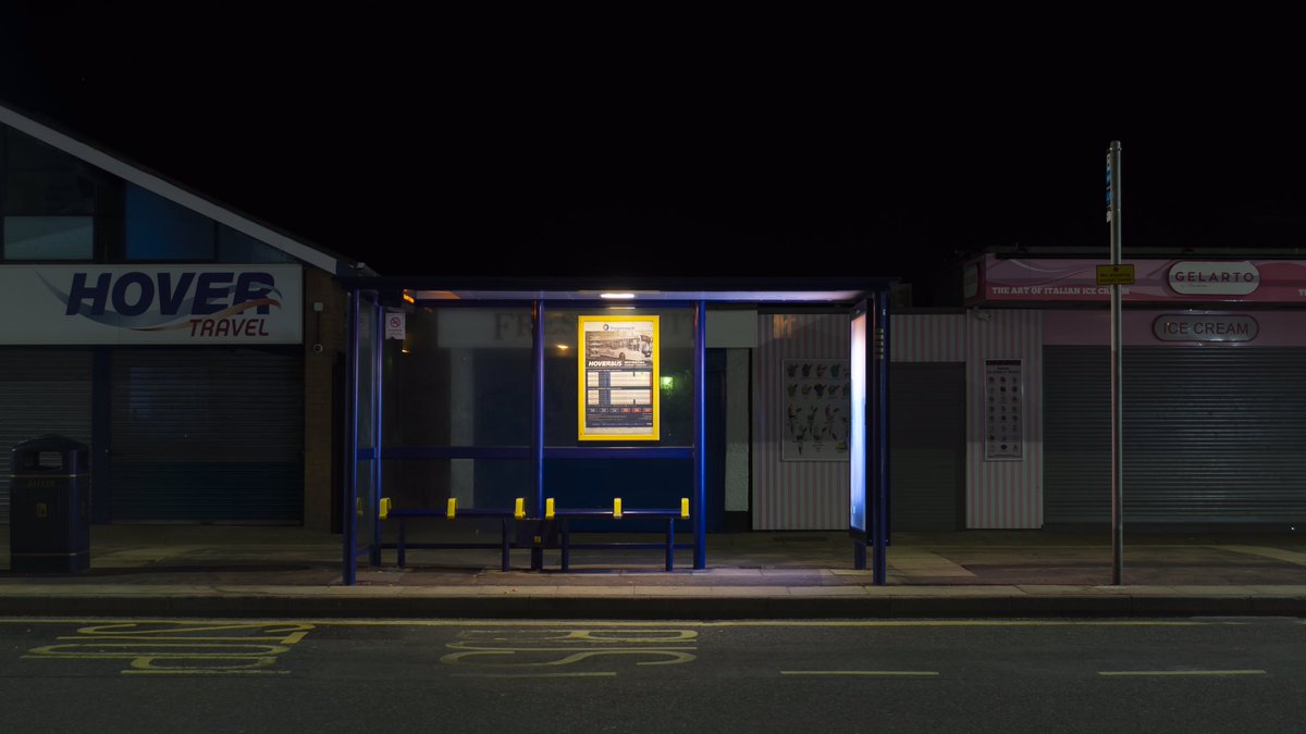 aphphotographer's tweet image. One from a couple of months ago on a trip out at about 3am @LoveSouthseaUK @TeamLocals @StrongIslandUK #deadpanphotography #busstops #stopsandstations #nonplace #nightphotography #Portsmouth #Southsea #bus #169 #Nikon #Manfrotto
