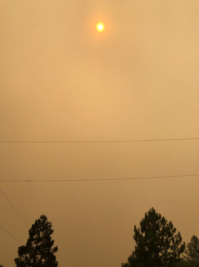 KTVL's tweet image. The sky over the Milepost 97 Fire Friday afternoon. News 10's @SammyKTVL took these shots while reporting near Interstate-5, exit 88. 
 #MP97Fire #FireSeason