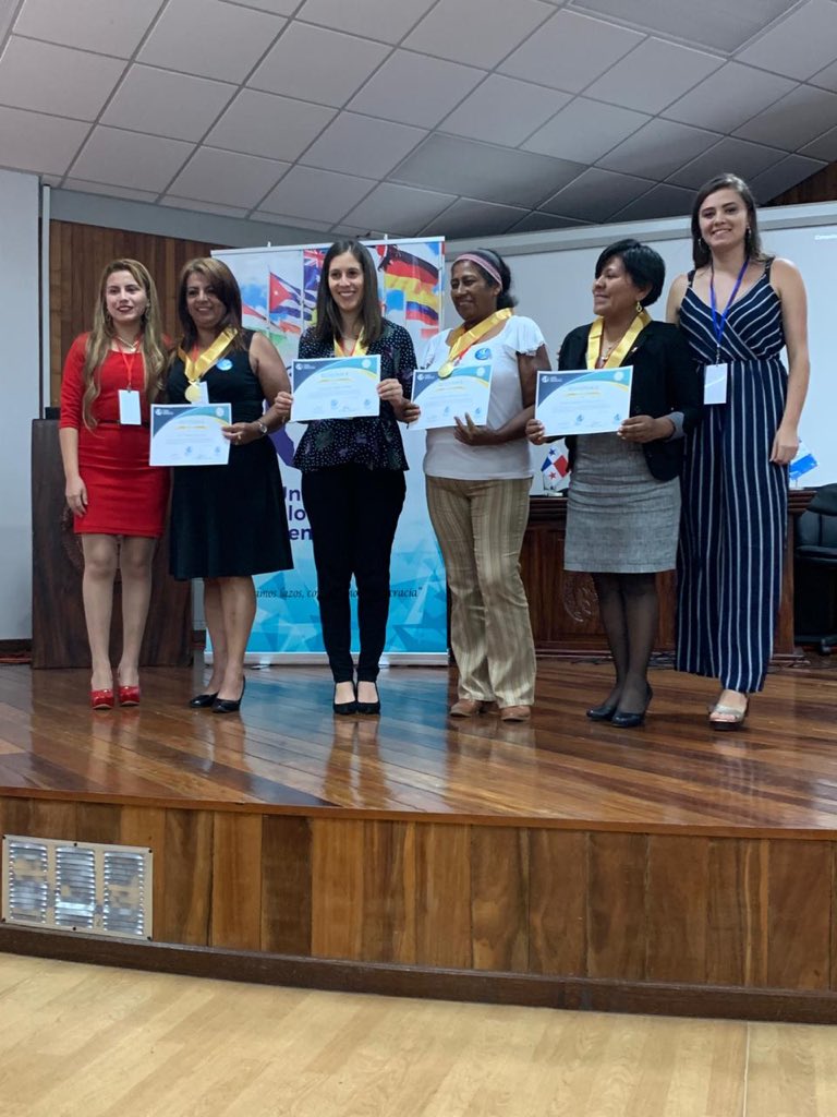 SoyNinaCR's tweet photo. Ana Laura nuestra directora es reconocida por la @UGDemocracia por “su destacada labor, defensa y aporte que realiza en la promoción de la igualdad de oportunidades entre mujeres y hombres”. https://t.co/oN19VOQAGL