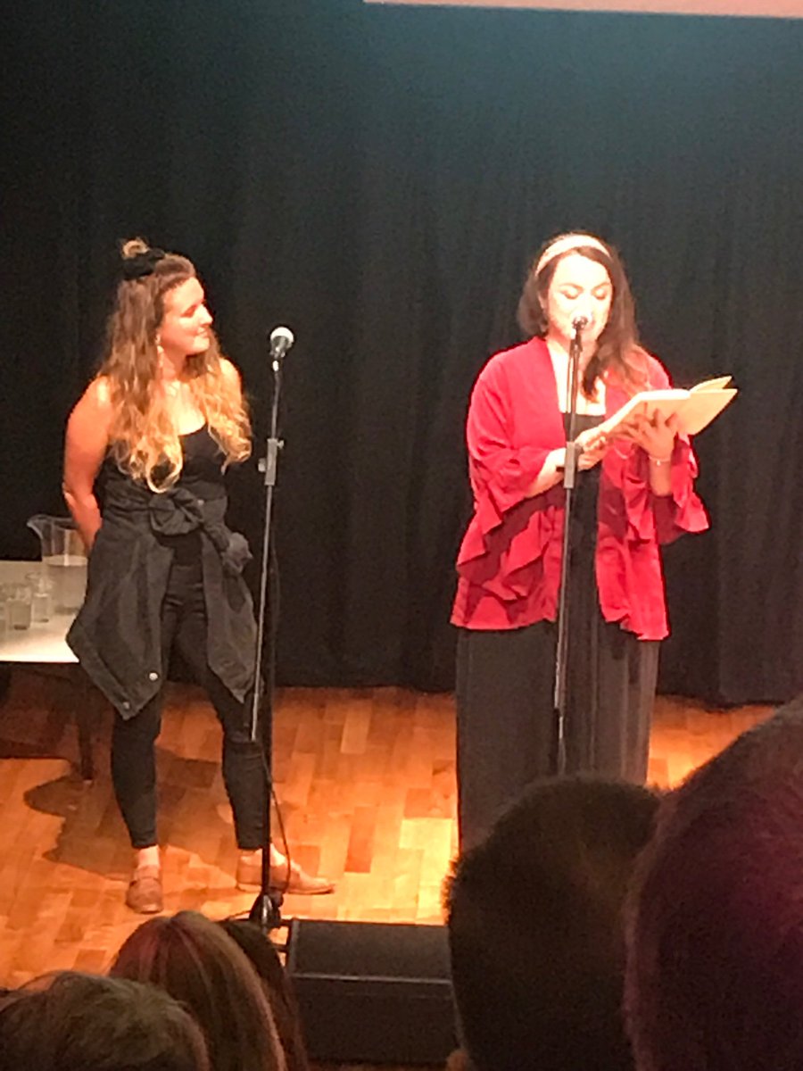 elinorwaith's tweet photo. Cywion Cranogwen yn rhaffu geirie pert a rhubanu teimlade i’w gilydd ... lansiad cyfrol Llafargafn Aneirin Karadog yn yr Egin Gyfyrddin... @trydarbarddas https://t.co/oIypuGZlLW