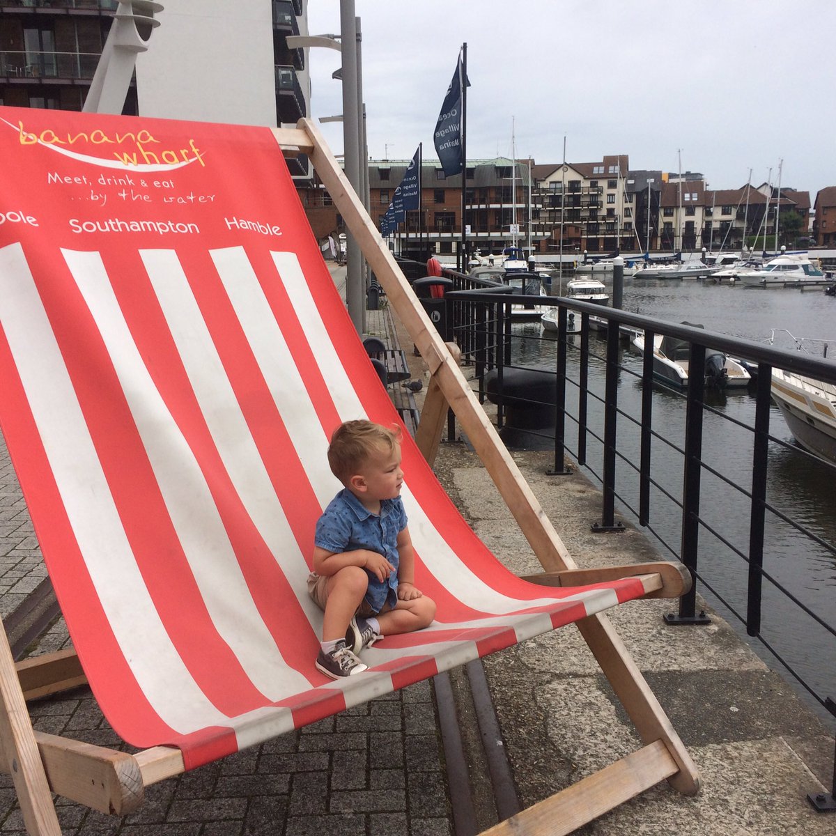 backpackmum1's tweet photo. Beautiful dinner at @BananaWharfOV tonight ⚓️🛳 @VisitSoton #backpackmum #southampton #marina #oceanvillage @Go_Southampton https://t.co/YOLeDDfvwE