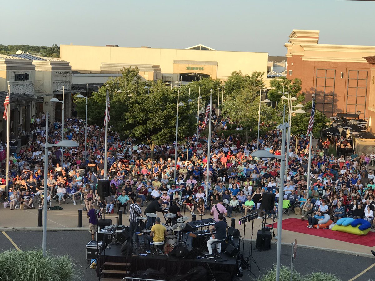 clarks smith haven mall