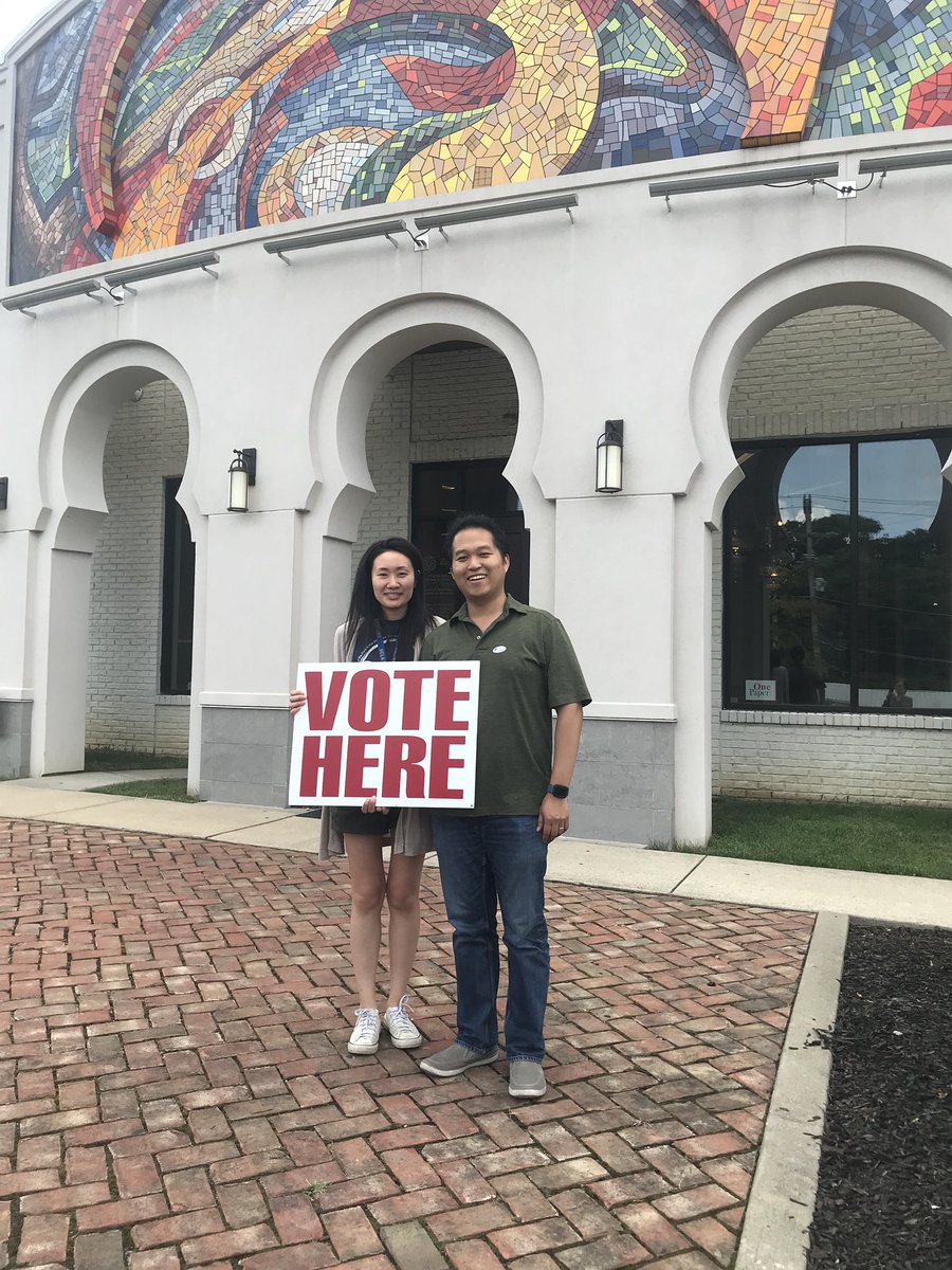 conexion_tn's tweet image. So many voters today! Have you voted yet? Polls open until 5:30pm today. Remember: tomorrow is the last day to vote. Polls open from 8:30-4:30. Join Conexión Américas on Saturday from 10:30-12 for a free paleta at Azafrán Park!