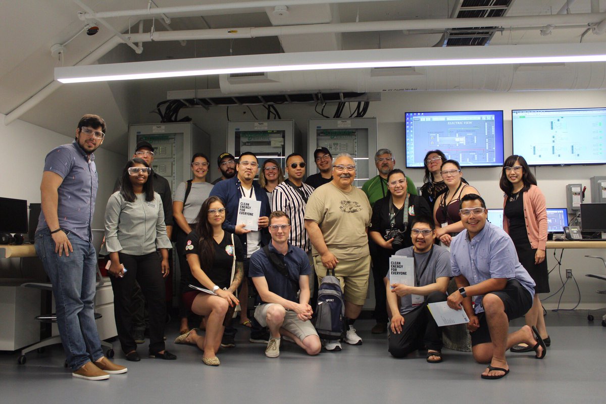 tmuCUE's tweet photo. Thank you to the folks from @IndigClnEnergy for coming to visit our @SchneiderElec smart grid lab this morming! 

We hope you enjoyed your time here! ⚡️💡 https://t.co/BXiX7zlpGQ