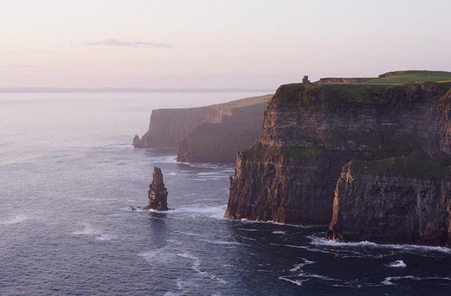 ecbctravel's tweet photo. Yes please.
#ecbctravel #ecbcway
#Myecbc #ontheroadwithecbc #travellife #travelphotography #traveltheworld #passionpassport #welltravelled #travels #travelingtheworld #travelgram #travelgear #travelinstyle #cntraveler #outdoorstuff #wanderlust #b… https://t.co/DLthXCZGoV https://t.co/MY5fmx3KoL