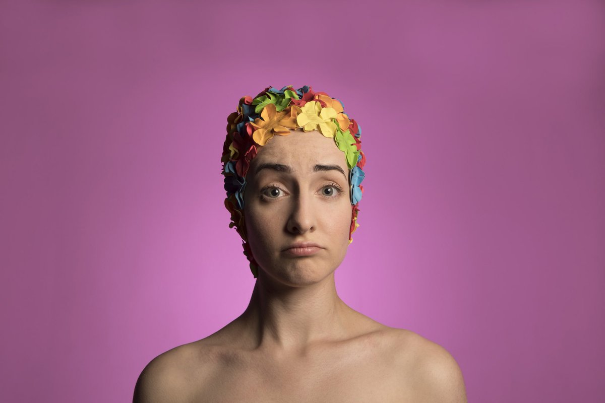 LondonExVariety's tweet photo. The unbelievably brilliant clowns @JuliaMasli and Julie Nesher from  @thepushkinettes will be live at London Experimental Variety Show tomorrow night! #hilarious #sherlock #legs #WOW https://t.co/Ne5TH9l13x