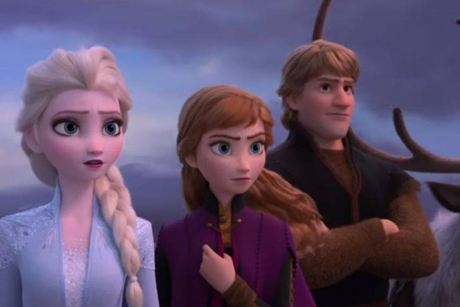 avdolphins's tweet photo. Frozen II será una historia más "madura"

Kristen Bell ha dado algunos detalles, La actriz no quiere decir que la película sea "más adulta", "Sigue siendo apropiada para niños, pero estas chicas han crecido un poco también.

#cine #Frozen2 #news https://t.co/KLFutH6ohv