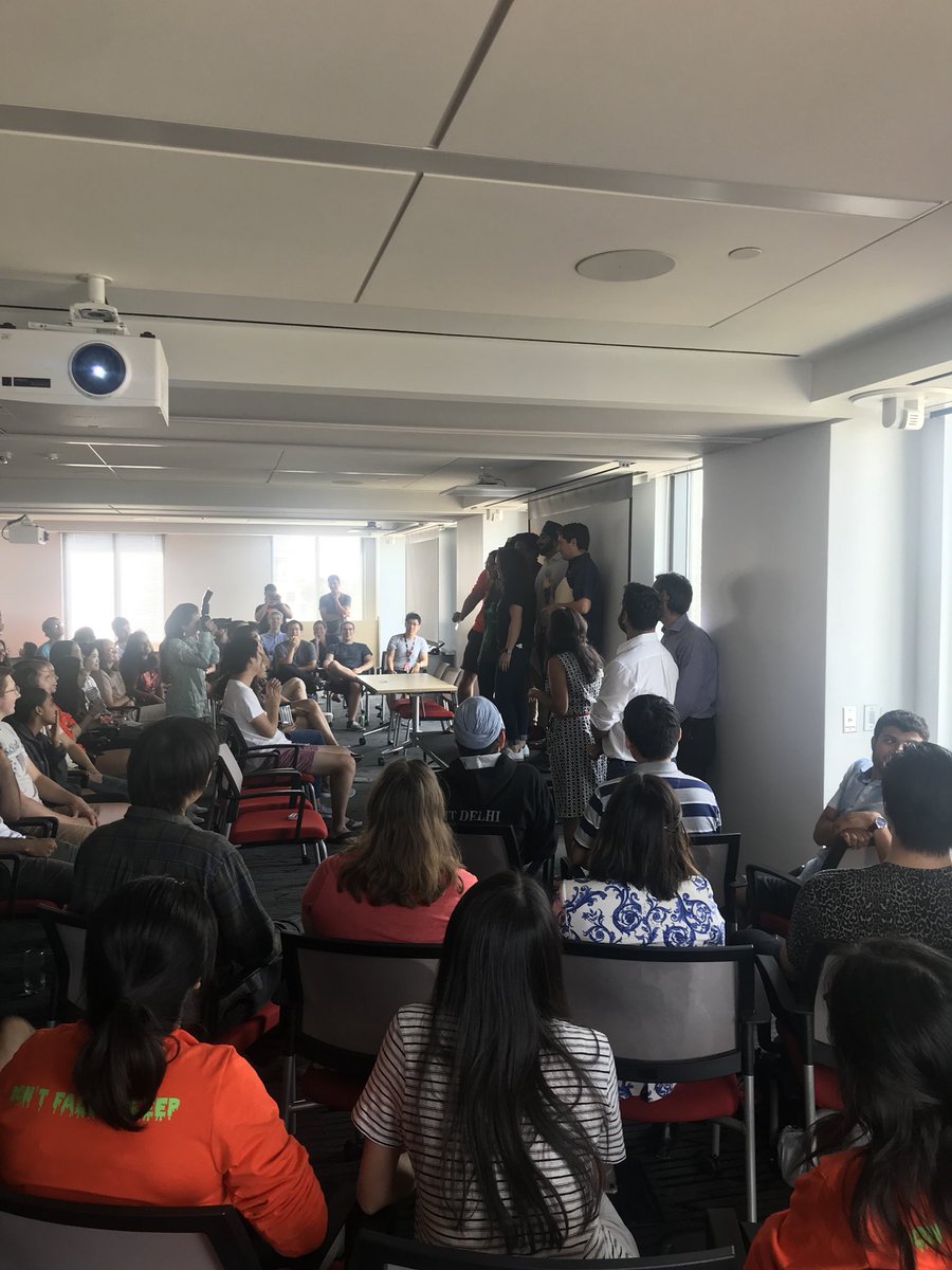 HackandLearn13's tweet image. GenSQL takes the top prize in Value to D&amp;amp;S! #hackandlearn13