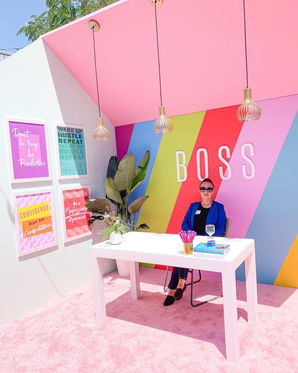 SuzysVista's tweet image. #OfficeGoals 💖 At the 2019 Innovation CO-LABoration: Women of Color in Tech soaking up all the information my brain can handle from incredible smart women 👸🏽Thank you to @AnitaB_org &amp;amp; @latinageeks 💻 #InnovateWithAnitaB #InnovationCOLAB #LatinaGeeks #latina #tech #womenintech