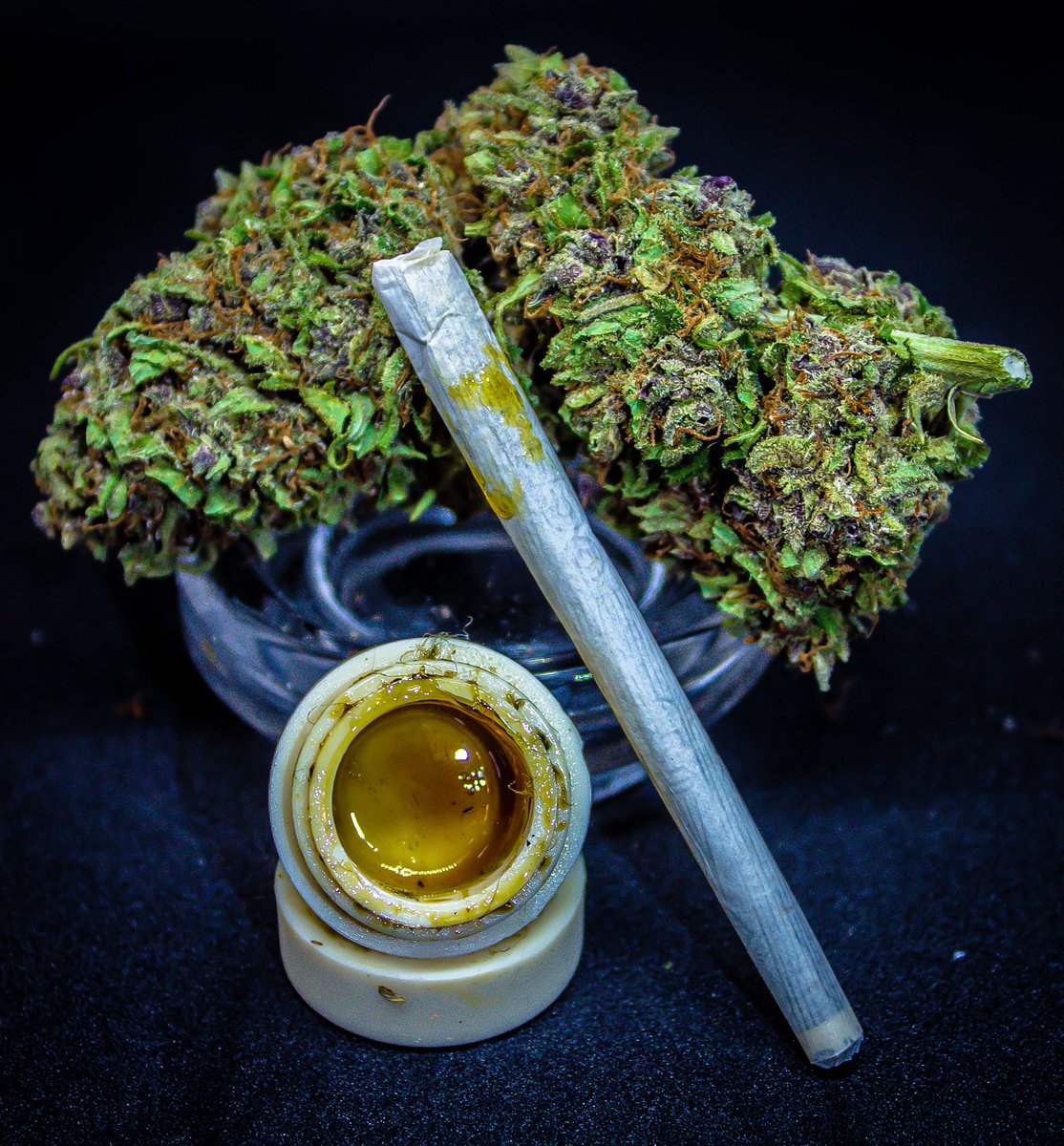 Some of last year's harvest 2 #420 #cannabis #420monkeys <a href="/DaggaCouple/">The Dagga Couple 🇿🇦</a> @DaggaMagazine <a href="/oDankDabs/">Dank Dabs</a>