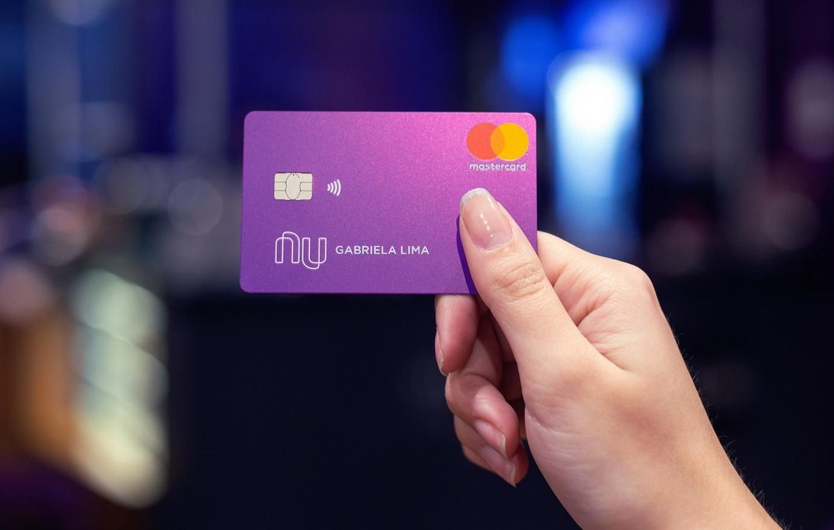 olhardigital's tweet photo. @nubank recebe investimento de US$ 400 milhões e já vale mais de US$ 10 bilhões https://t.co/R6KoXC56RC #nubank #statrtup https://t.co/aa5pqNcDro