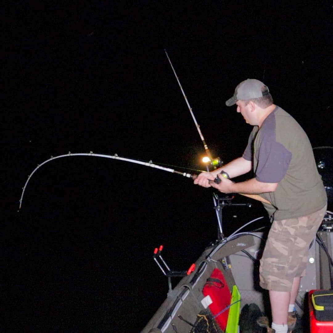Capt_Billy_TN's tweet image. Action shot of one of my Okuma Battle Cats! Video next week! Are you subscribed to my YouTube channel? Check it out at: Panfish.net #inspiredfishing #okuma #catfishing #fishing #angler #angling #goodtimes @OkumaFishing