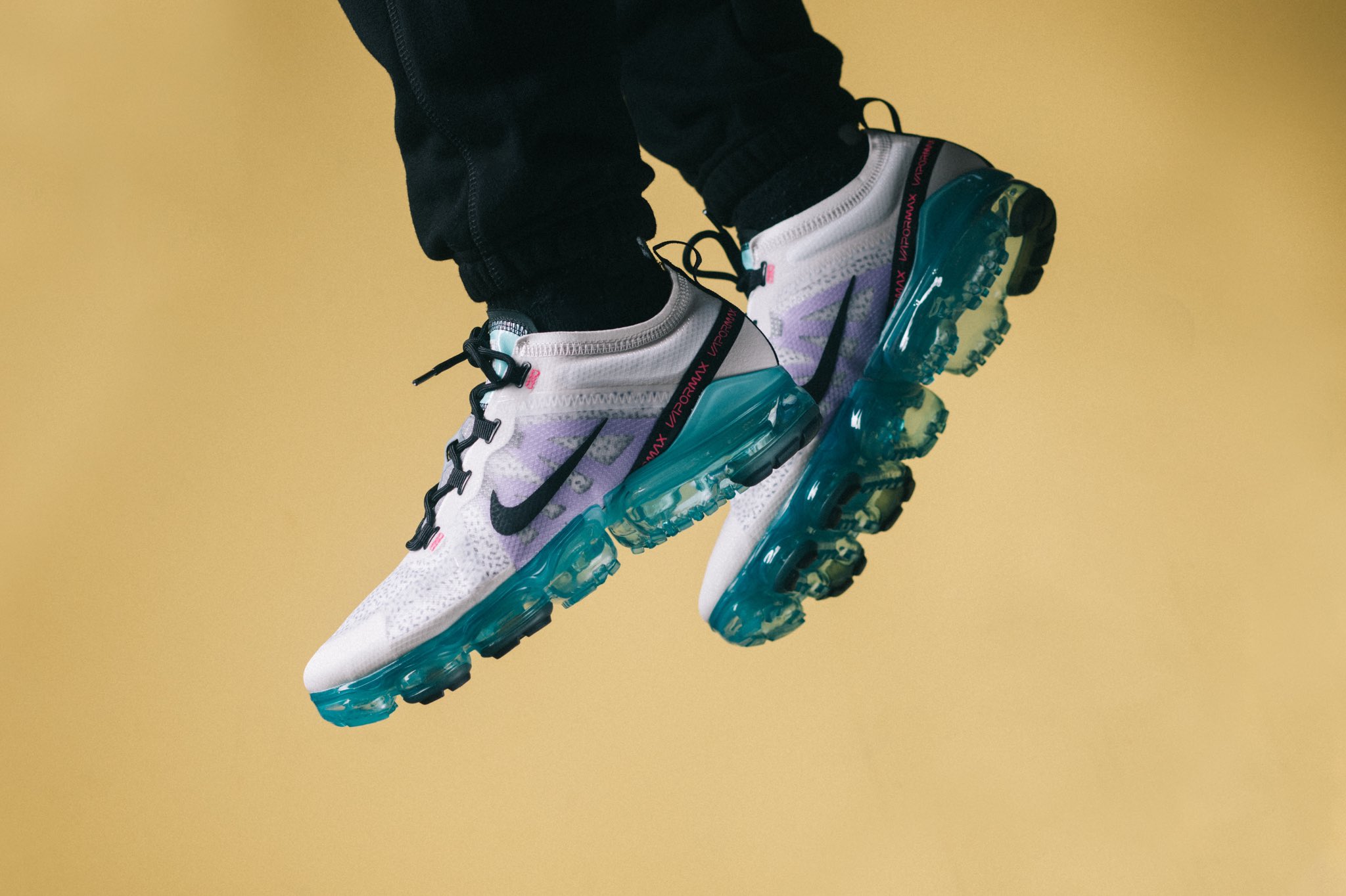 Vapormax 35 clearance