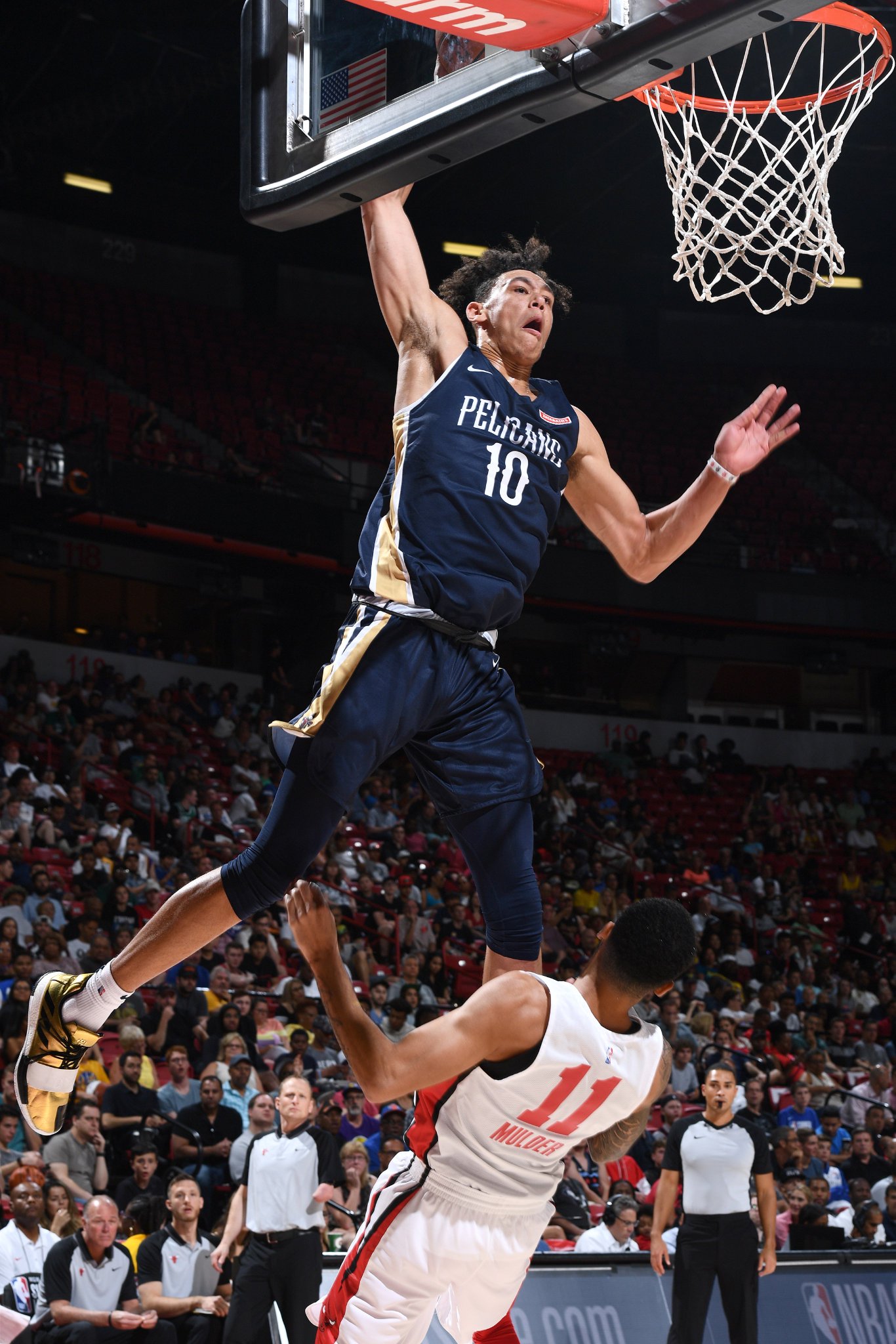 b-r-kicks-on-twitter-jaxson-hayes-has-signed-a-multiyear-shoe-deal