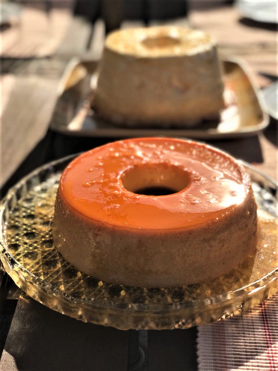 CarolFiorentino's tweet image. Vocês sabiam que a alimentação sem lactose pode ser tão saborosa quanto a tradicional!? É isso mesmo, e eu trouxe essa receita de pudim de leite sem lactose que é uma delicia!
Para ver a receita completa, só clicar no link: bit.ly/pudimleitezero…
#CarolSuperPratica #pudimdeleite