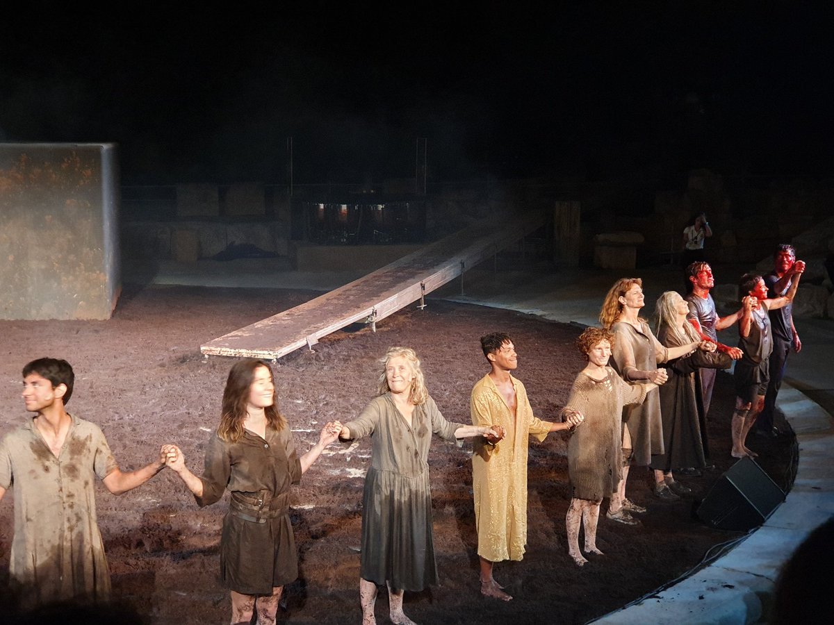 SAucoutus tweet media