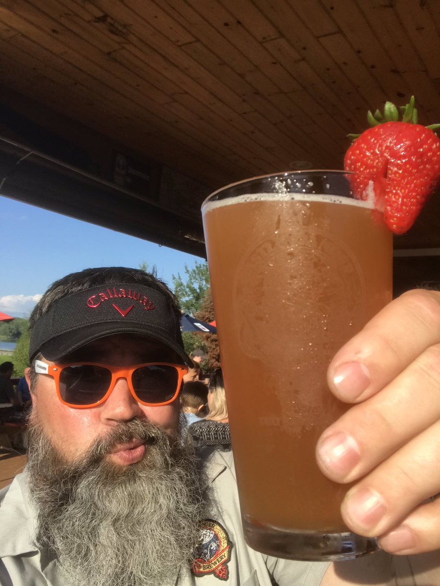 Take the familiar flavor of a Castle Cream Ale, then add summer strawberries. 🍺+🍓=😋  See? Brewing is easy!  Have one tonight @SirBenedicts Tavern and celebrate All Pints Eve!  See you there!  #AllPintsNorth