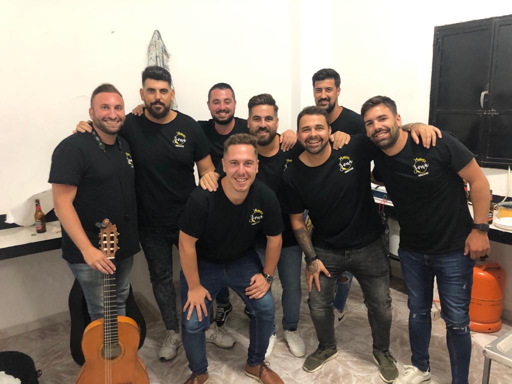 comparsadejona's tweet photo. Preparados... Listos... COMIENZA LA MINIANTOLOGÍA DE JONA!! https://t.co/kQvdyG6Wvu