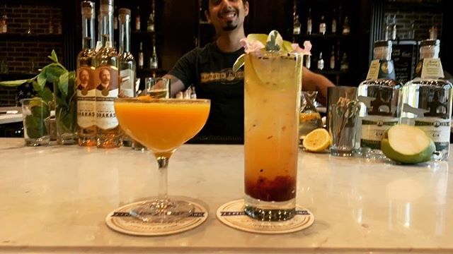 It’s Friday!! Who’s ready for a cocktail? We know we are, especially when <a href="/drinksbydru/">Drinksbydru</a> makes SacFoodandBooze two signature cocktails just for us using @jjpfisterdistilling. We decided to use their Gin and their Drakas for the spirits with local and fresh… ift.tt/32WePsX