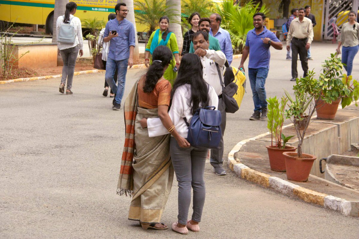 susanthomasirs's tweet photo. The new batch is in!!! Every batch in @BengaluruNift jst gets bigger and better. https://t.co/rBh1u6f8Lk