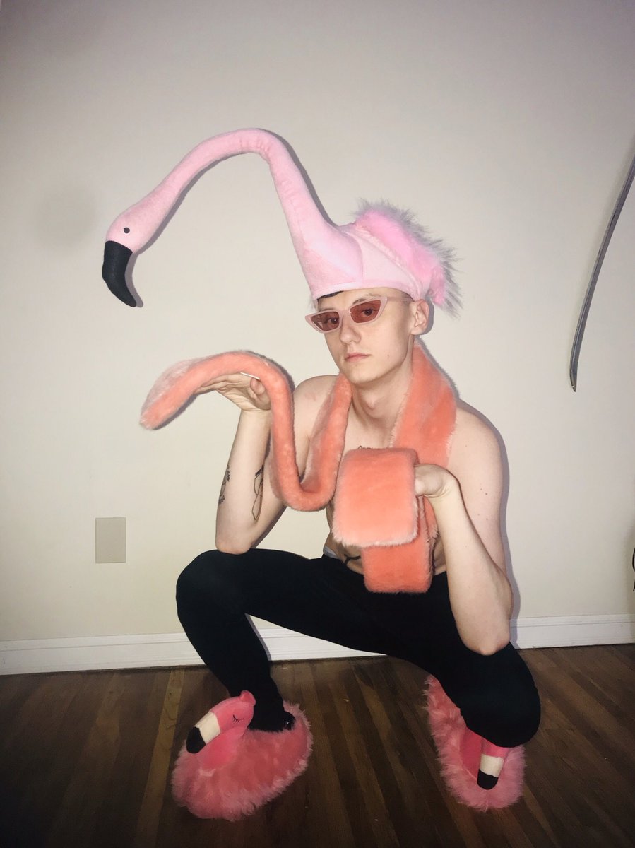 casualiconic's tweet photo. 1000 likes and I’ll wear this to the bar tonight https://t.co/t8worqKlcB