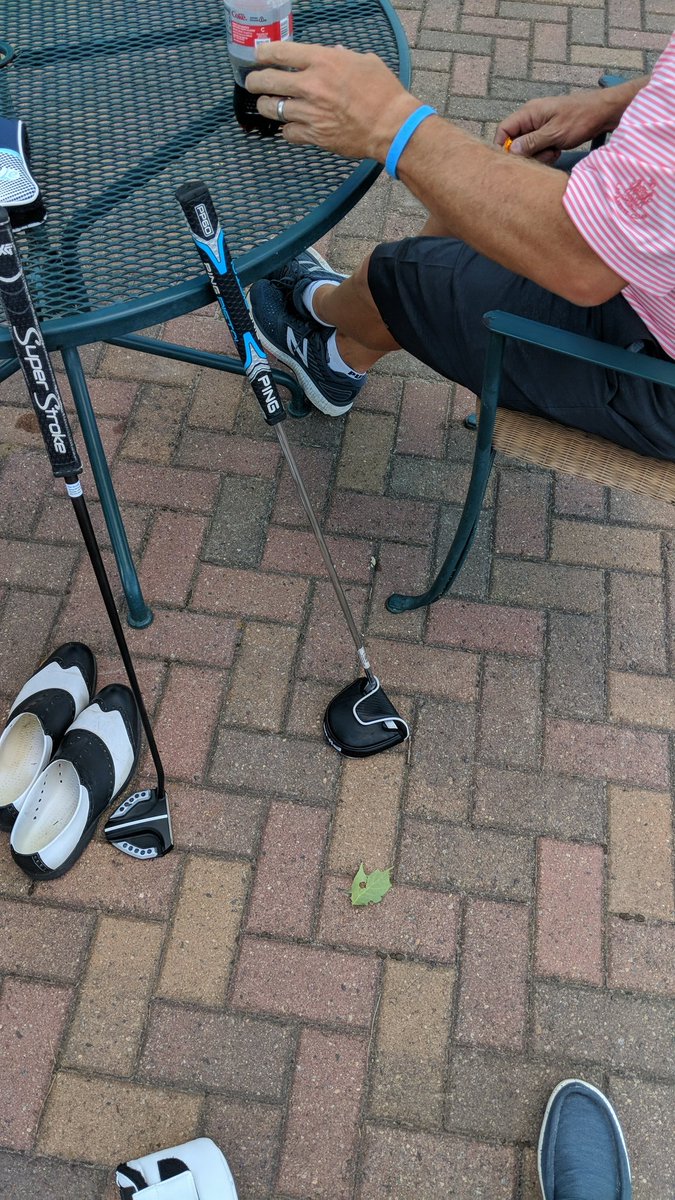 Derek Hasselberg tweet media