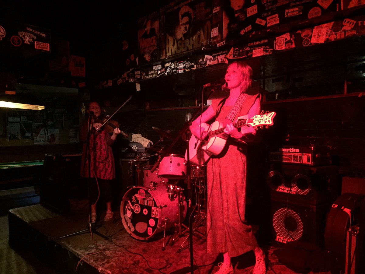 mikeywelshconex's tweet photo. Another mesmerising set from the amazing Sarah Birch this evening with support from the wonderful Kate Ronconi on exotic fiddle !  @ragfoundation @Losttuesday https://t.co/URZfzKYVwh