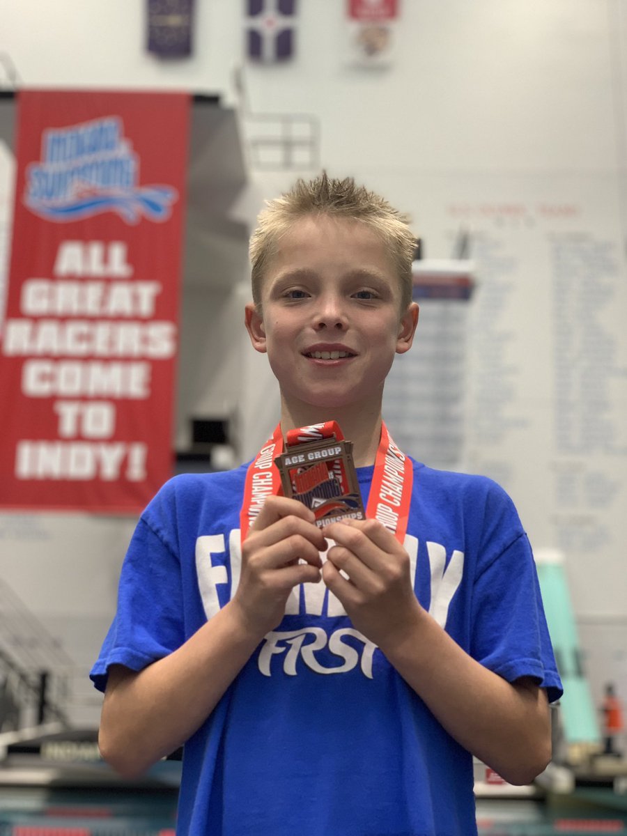 FRSTswimming's tweet photo. T'was a great night for #FRSTnation! Podium finishes all over the place! JayStew, runner up in the 200BK,50FL and Daniel Utterback with a 7th Place finish in the 100 Freestyle! #hardworkpays https://t.co/luanlqqagX