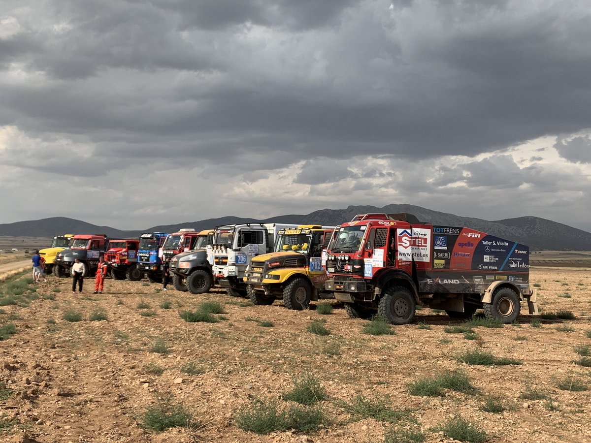 Avui dia molt positiu! Tot i tenir problemes amb el fre durant el tram del matí, primera posició! I segons a l’acabar el tram de la tarda! Demà... més!!