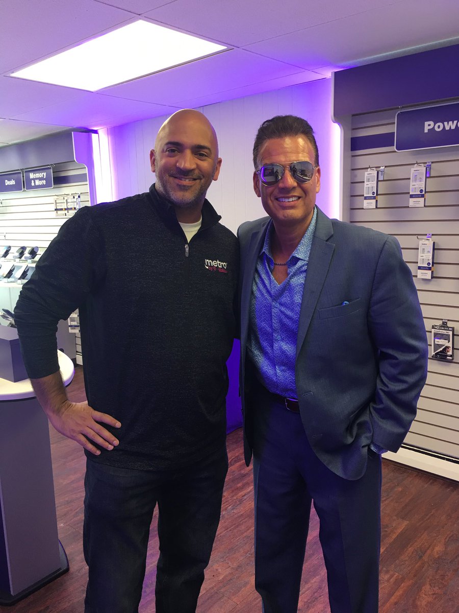 AsaelCespedes's tweet photo. Hanging out with an old buddy, Alberto Vasallo.  He was here for a Metro event promoting Metro by T-Mobile and the 2019 Latino Family Festival at Fenway Park, which is scheduled for August 4th. #wearemetro #purplelife @MetroByTMobile @albertovasallo3 https://t.co/LXL72wnFGM