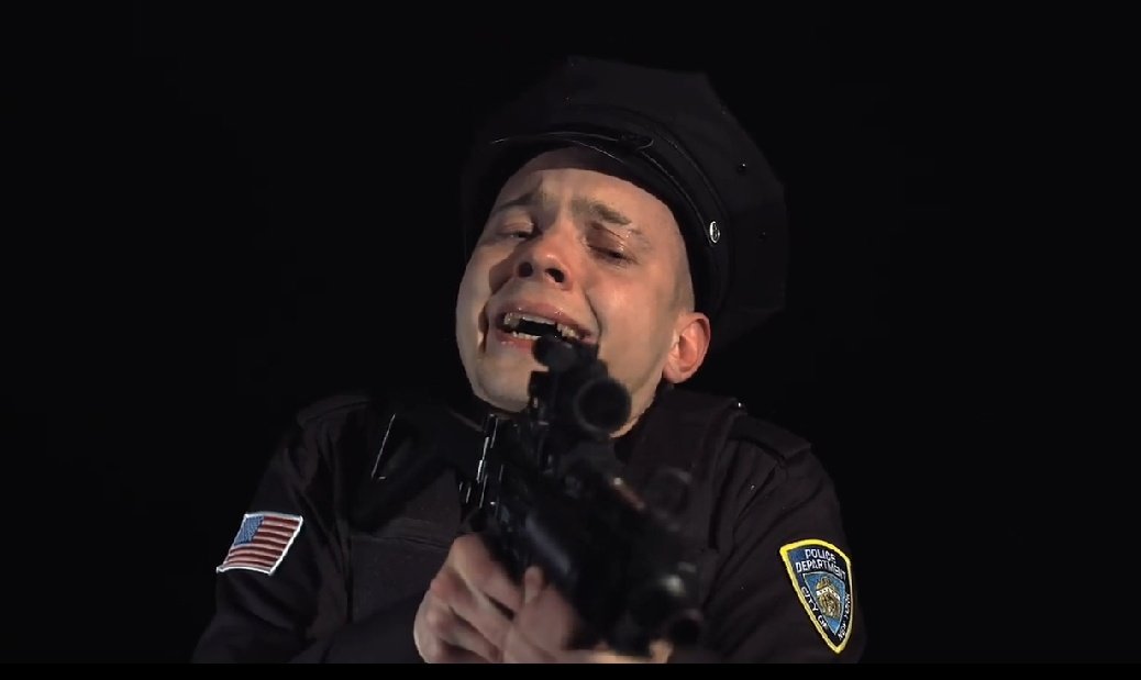 Ég þegar ehv tekur pólinn "kapítalismi er ekki fullkominn en líklega skásta efnahagsstefna sem við þekkjum"