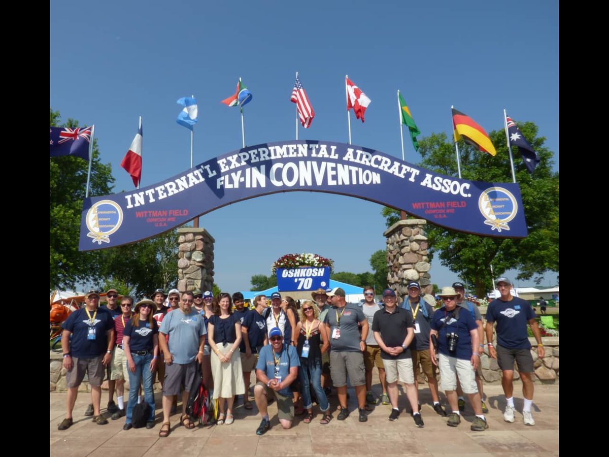 DavidAbbey's tweet photo. A little blurry but this was the aviation social media photo meetup on July 25, 2019 #bluearch #brownarch organized by birthday boy ⁦@NZAircraftFan⁩ #iloveairventure  #avgeek @eaa @airventure #OSH19 Some ladies like the ⁦@OldPlot⁩ in the middle. See you in 2020! https://t.co/gZfZ0SwlIJ